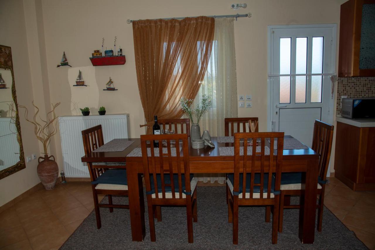 Vrahati Dimitris Corinthian Villa מראה חיצוני תמונה
