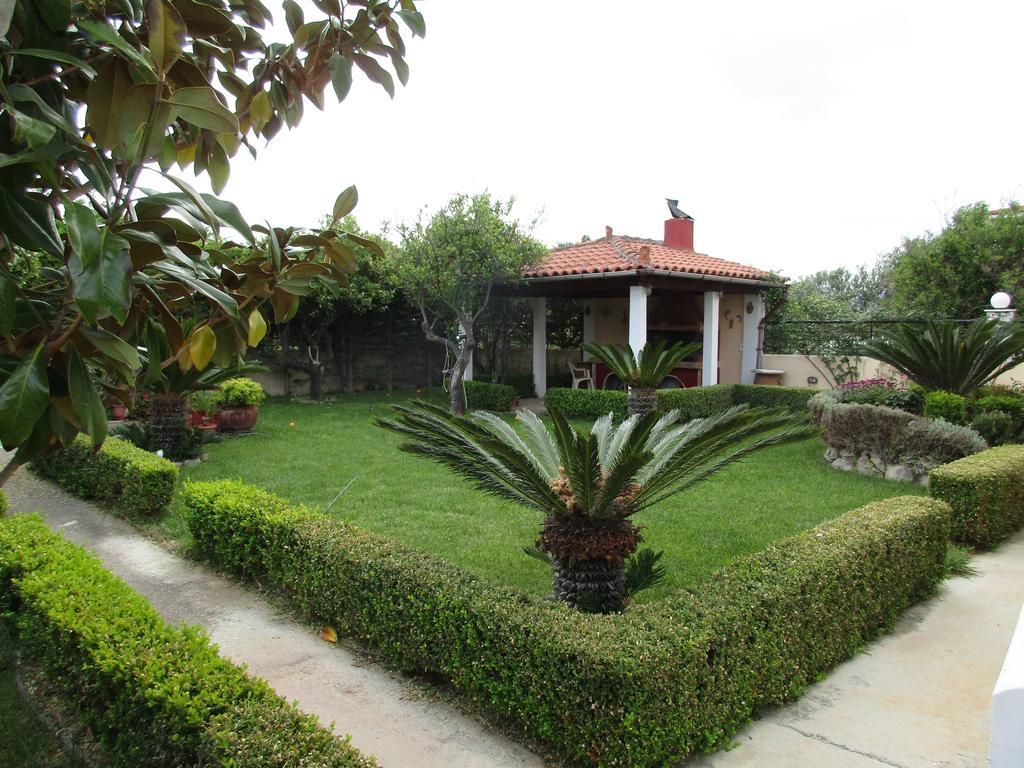 Vrahati Dimitris Corinthian Villa מראה חיצוני תמונה